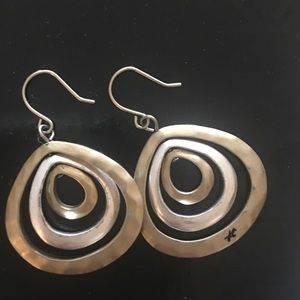 Beautiful two color earings